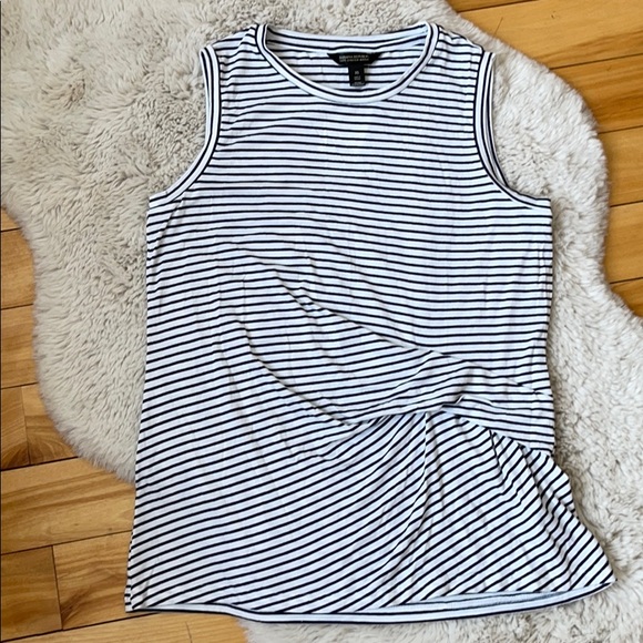 Banana Republic Tops - Banana Republic Ruched Top🔥🔥Host Pick🔥🔥NWT!